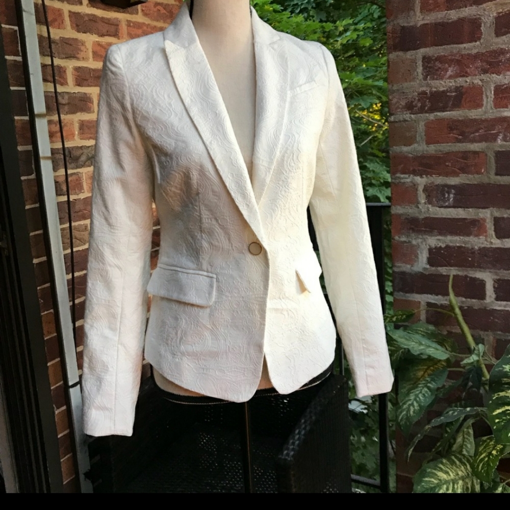 NWOT Kenar Blazer